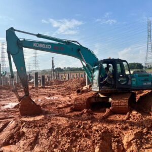 Kobelco SK200-8 excavator rental in Johor – working view