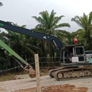 Zoomlion ZE215E ACE 20m long reach excavator rental in Johor